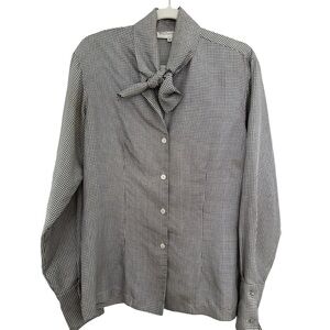 Burberrys Women's Navy and White Checkered Blouse